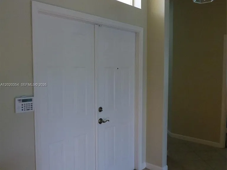 1139 Chenille Cir — Photo 10