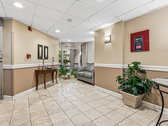 3rd image of 445 Sherman Ave APT 302