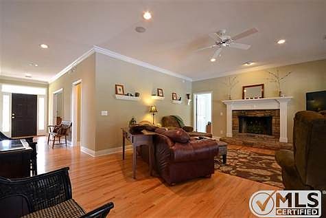 5th image of 1205 Equestrian Way #2