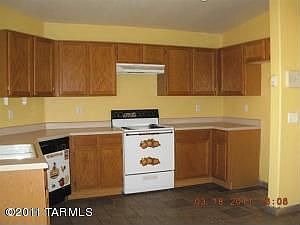 2nd image of 1486 W Locke Dr
