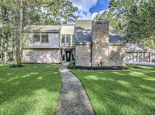 15211 Beacham Dr, Houston, TX 77070