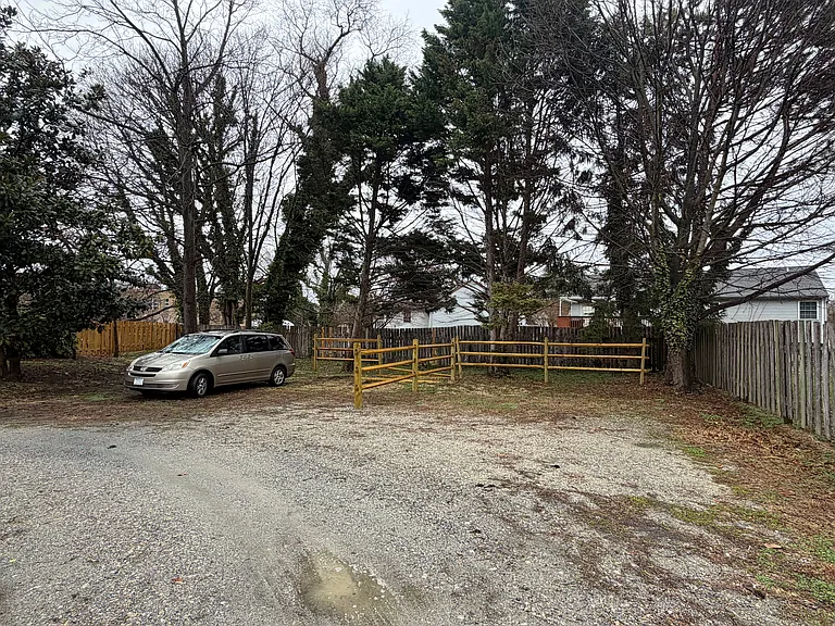 Downstairs apt off street parking - 2 spots