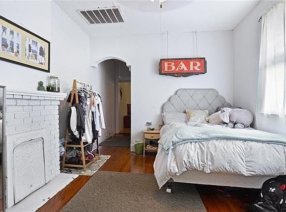 3rd image of 2030 Upperline St