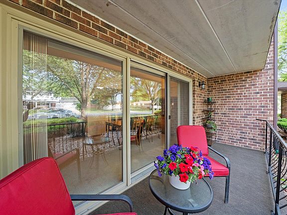 5th image of 7515 Sheridan Dr APT 1D