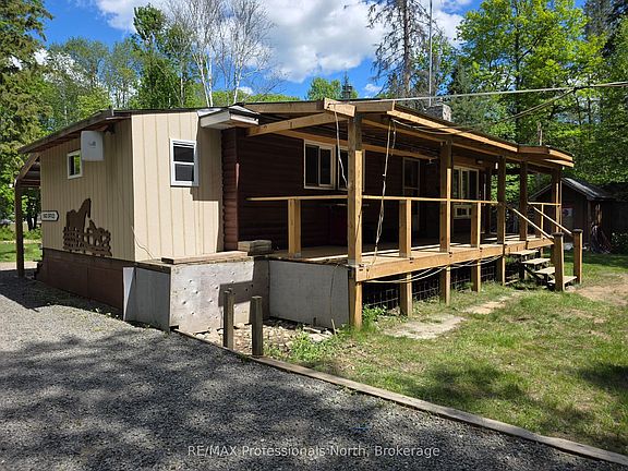 2nd image of 46 Robert Rd W
