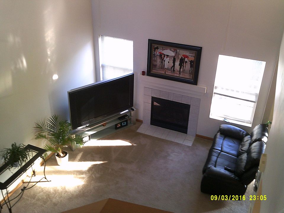 2nd image of 11012 W 72nd St