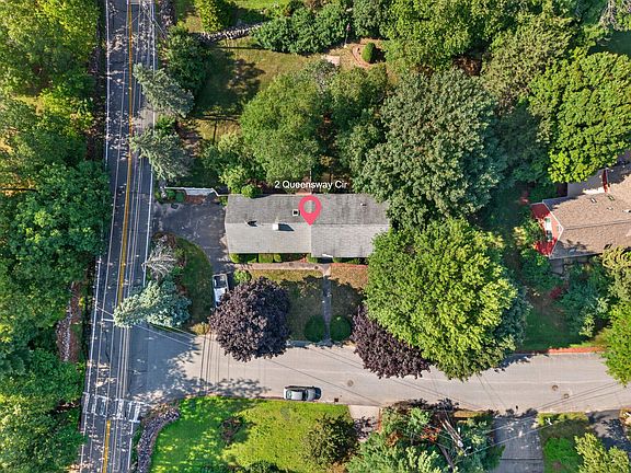 5th image of 2 Queensway Circle