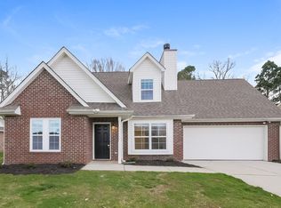 11195 Knotty Pine Pl, Hampton, GA 30228