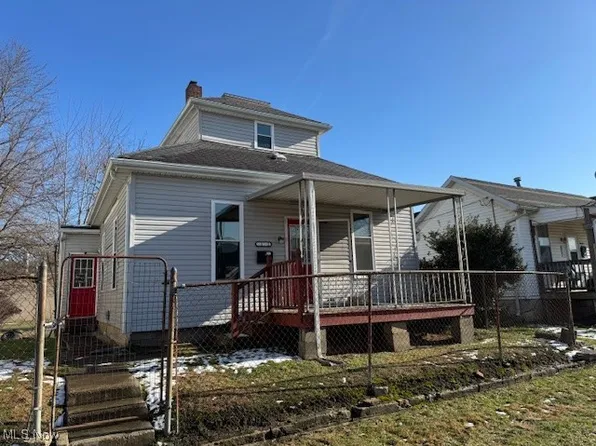 1112 Moxahala Ave, Zanesville, OH 43701