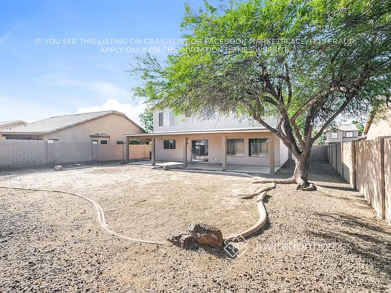 8134 W Hilton Ave — Photo 17