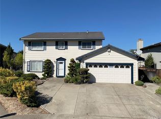 124 Ash Ct, Hercules, CA 94547