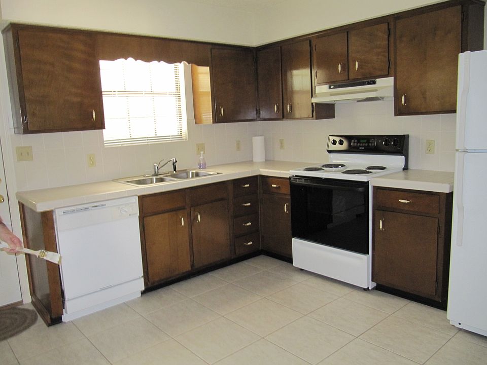 2nd image of 6373 N Placid Pl