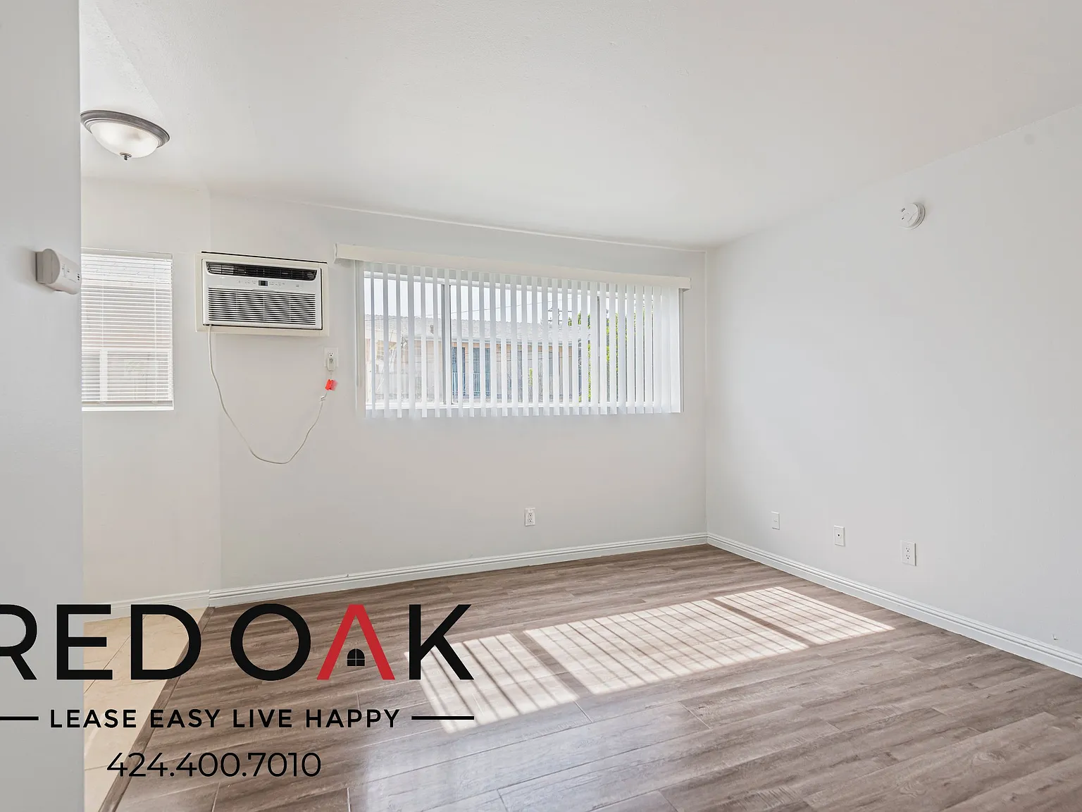 ~Low Deposit Oac~ Welcoming Studio With Air Conditioning ~ In San Fernando! — Photo 3