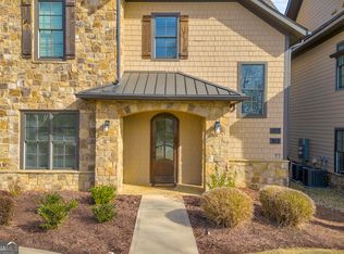 17 Cottage Ln #102, Toccoa, GA 30577