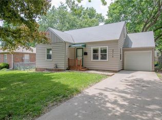 3712 40th St, Des Moines, IA 50310