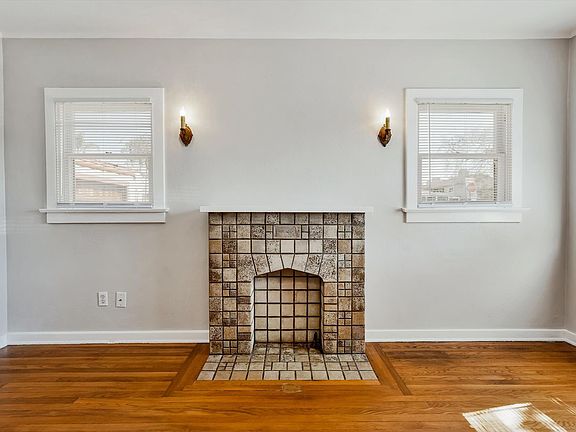 4th image of 2132 Mission Ave
