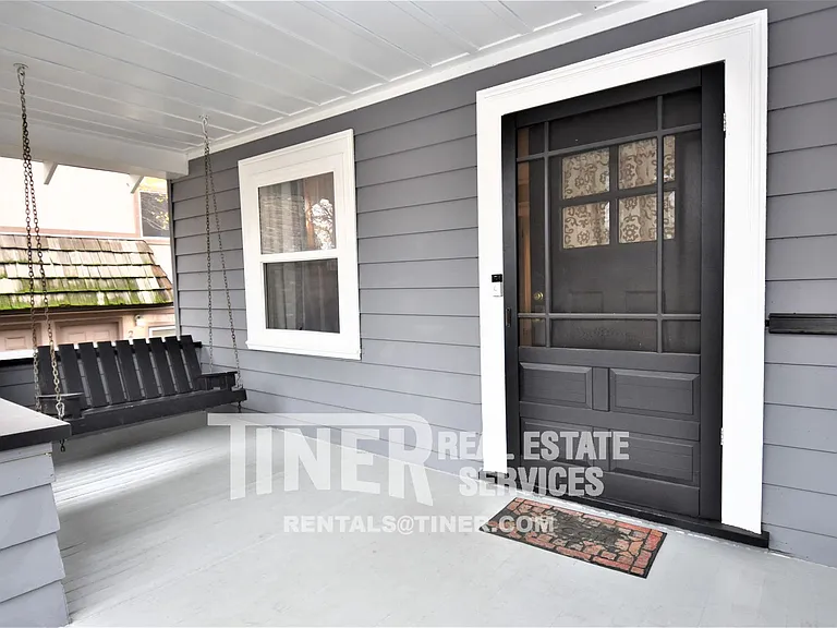 2804 F St — Photo 6