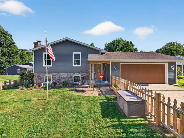 1110 E Front St, Dover, OH 44622
