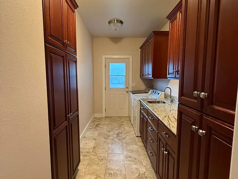 63438 Shore Edge Dr — Photo 16
