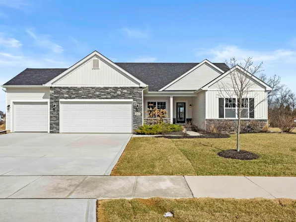 5652 Burr Ridge Cir, Crown Point, IN 46307