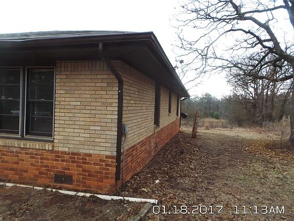 3rd image of 33 Lakewood Dr
