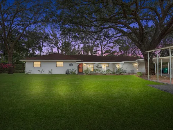 202 N Country Club Dr, Crystal River, FL 34429