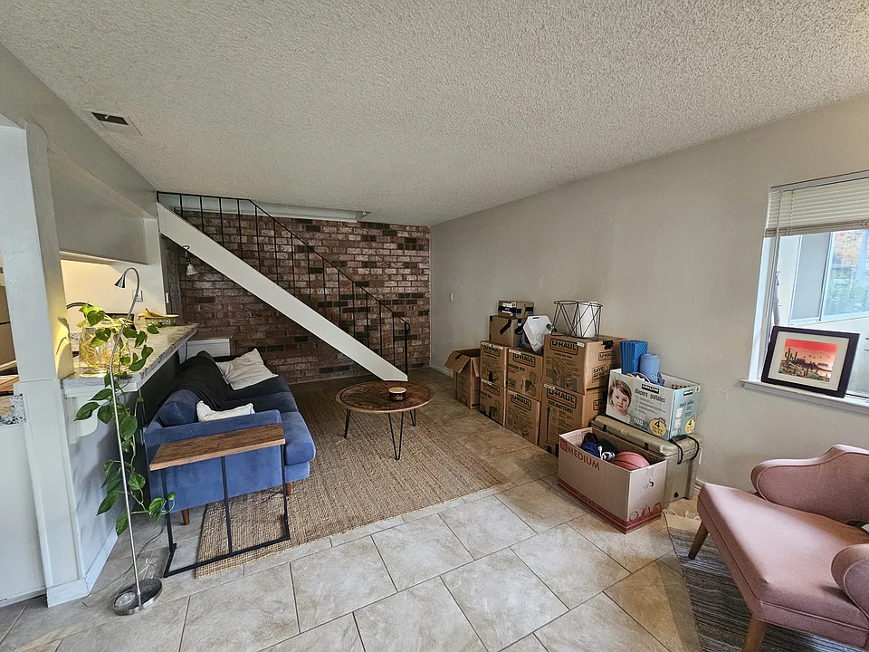 1908 El Paso Ave #2