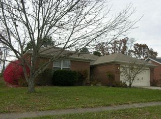 1056 Jd Cir, Berea, KY 40403
