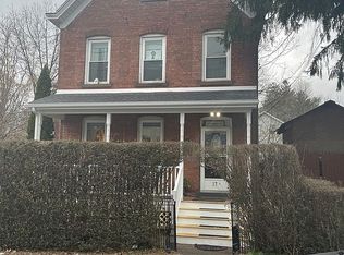 17 3rd Ave, Kingston, NY 12401