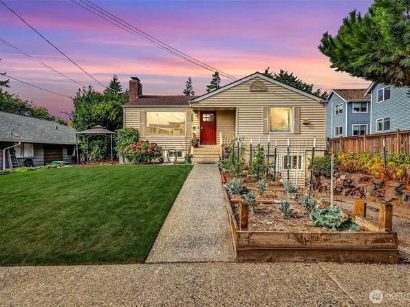 5009 51st Avenue S, Seattle, WA 98118