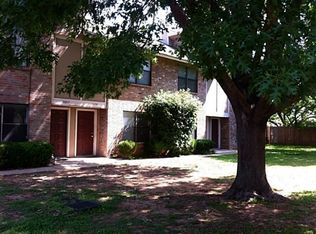 3061 W Sycamore Cir, Euless, TX 76040