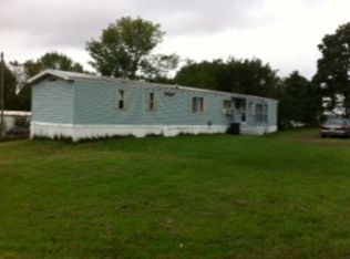 2 Adams Dr, Plattsburgh, NY 12901