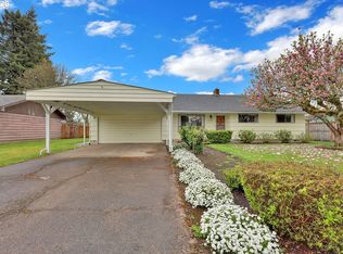 117 Allen Ave, Springfield, OR 97477