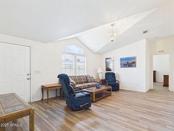 5th image of 3104 E Broadway Road #271