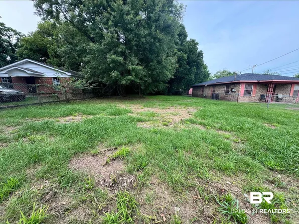 0 Dale St, Mobile, AL 36610