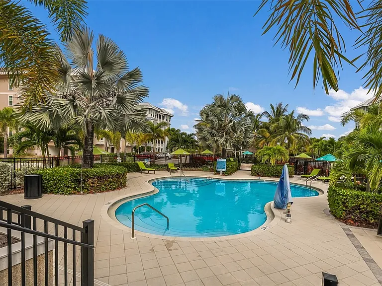376 Aruba Cir #203 — Photo 8