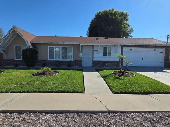 901 Elkelton Blvd, Spring Valley, CA 91977