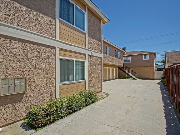2nd image of 1138 W 164th St APT B
