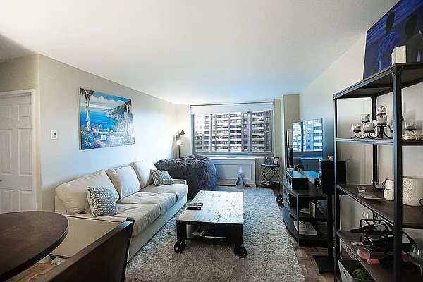 Rented by LG Fairmont Group | media 20