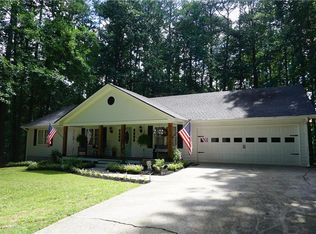 3560 Daylon Dr, Cumming, GA 30028