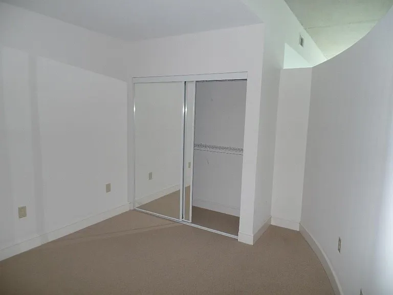 950 W Peachtree St NW #1514 — Photo 14