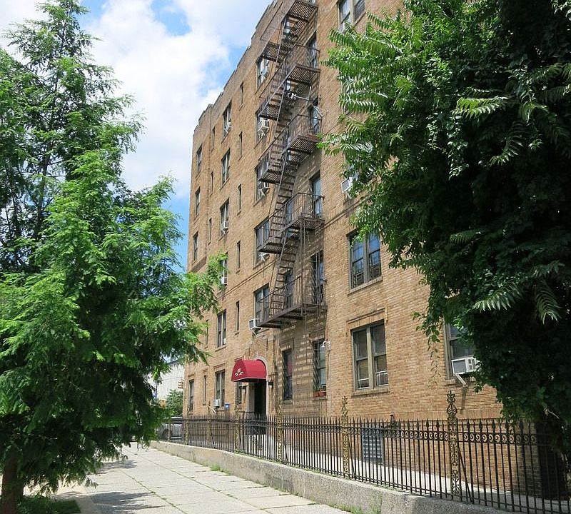 1st image of 497 W 182nd St APT 4E