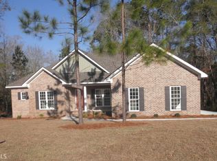 140 Blue Ridge Dr, Statesboro, GA 30458