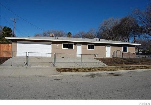 2nd image of 1404 Flores St