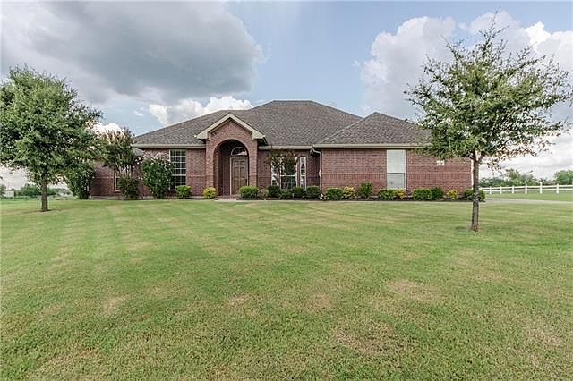 1st image of 2306 Vista Oaks Ln