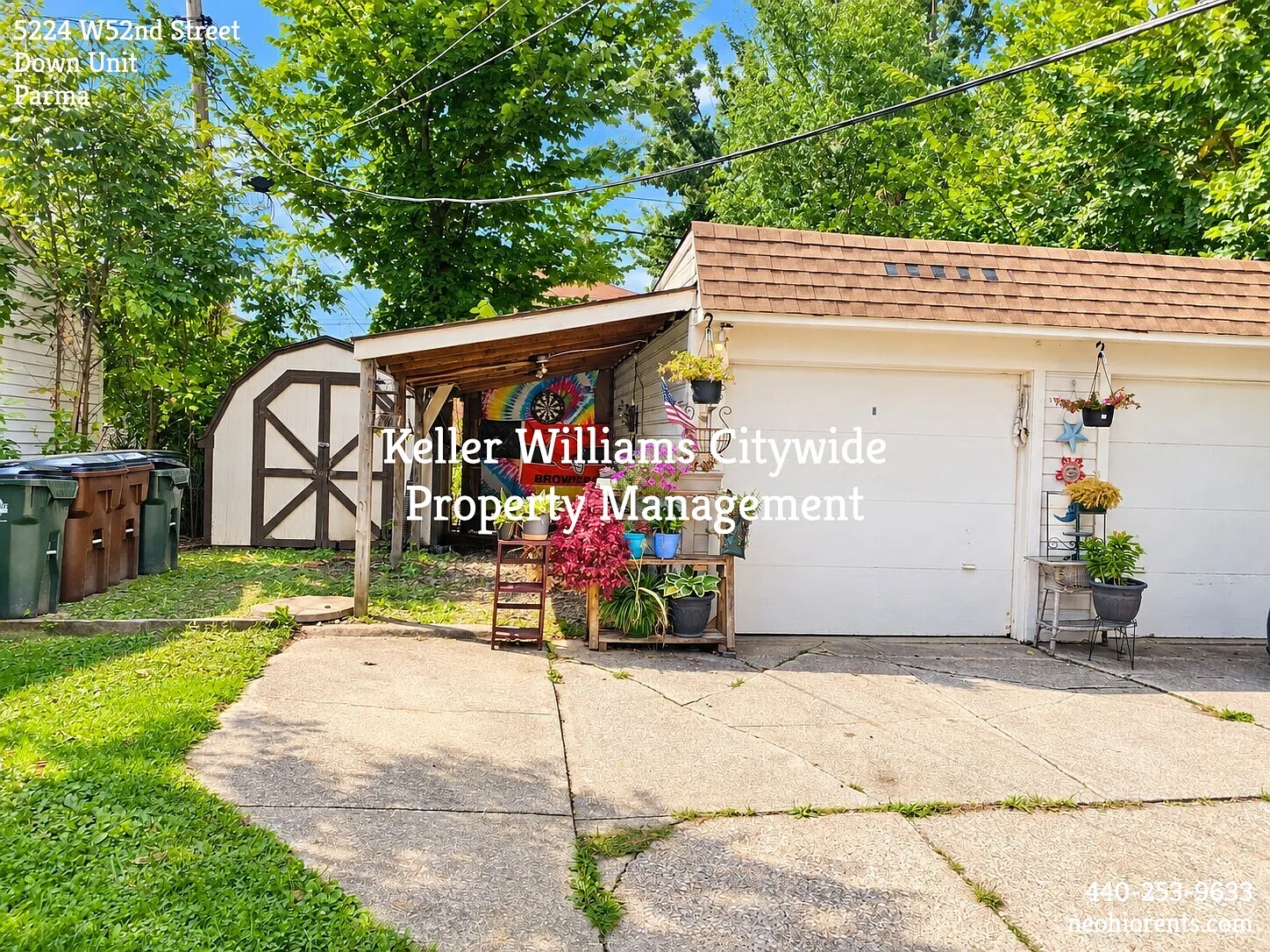 2 bedroom 1 bath down Duplex in Parma with AC and garage parking! — Photo 4