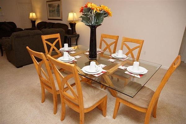 Formal Dining