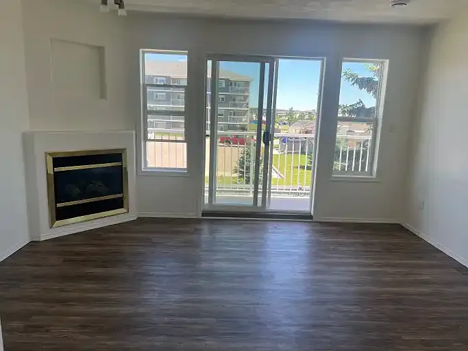 2 bed, 1.5 bath, $1,500 — Photo 3