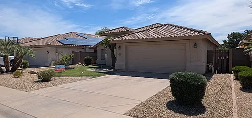 929 N Quail Ln Photo 1