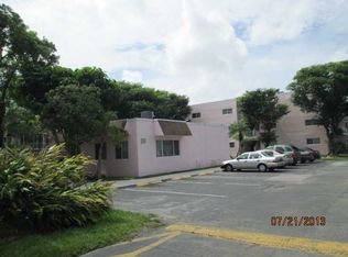 11301 SW 200th St APT 104-A, Miami, FL 33157